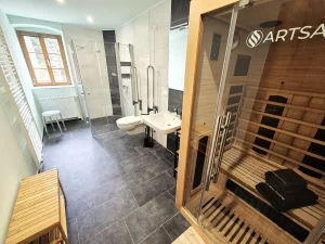 Ferienwohnung in Geising | FeWo "Hüttenteich" Bad mit Sauna